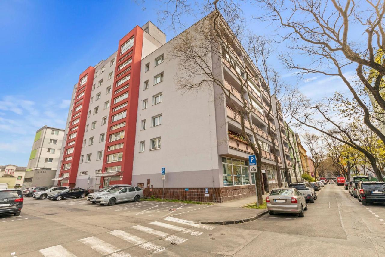 Апартаменты Lam Concrete - Ac - Balcony Братислава Экстерьер фото